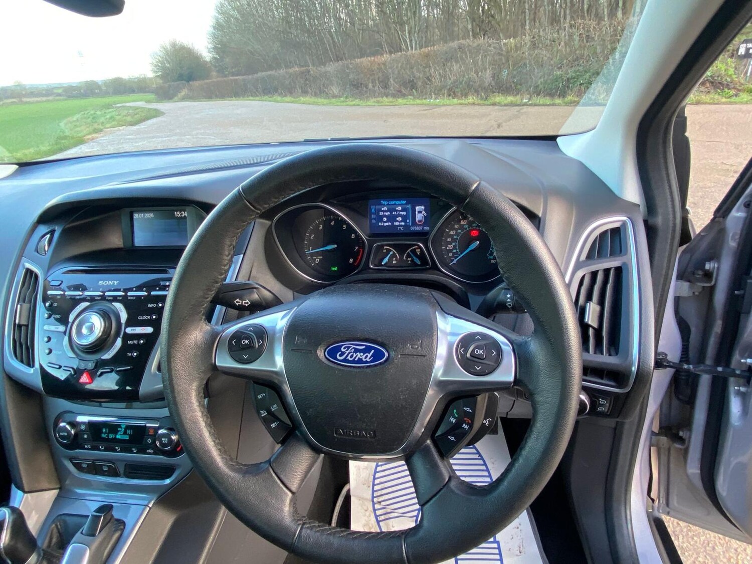 Used Ford Focus 2011 for sale - 77466076: Photo 16