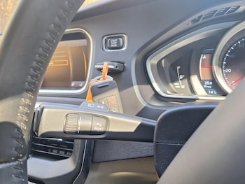 Used Volvo S40 2013 for sale - 77921747: Photo