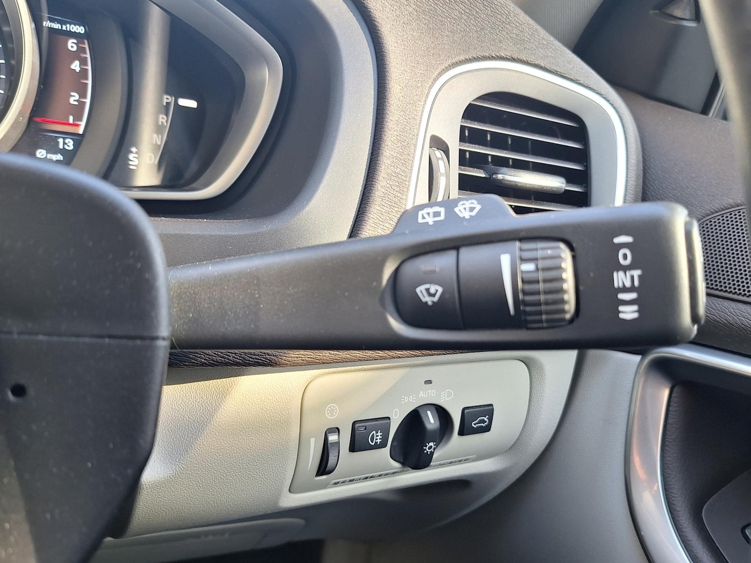 Used Volvo S40 2025 for sale - 77921747: Photo 21