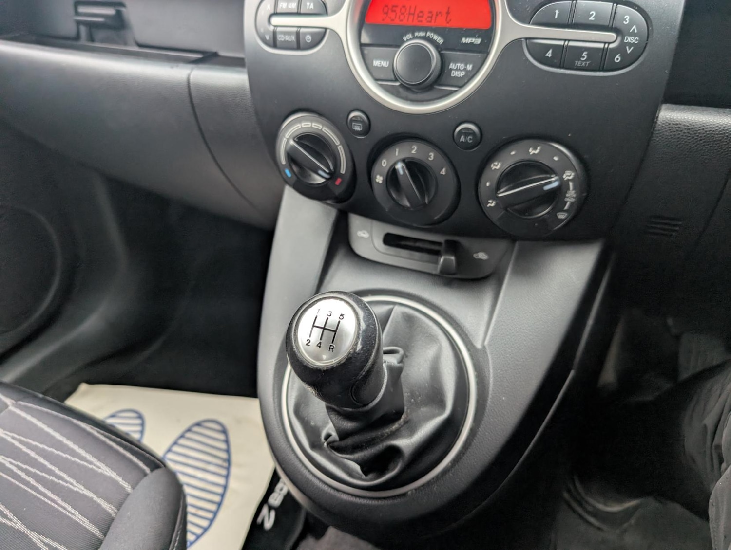 Used Mazda Mazda2 2010 for sale - 77151664: Photo 17