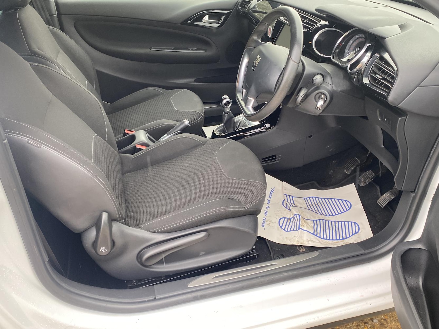 Used DS Automobiles DS 3 2015 for sale - 77277670: Photo 11