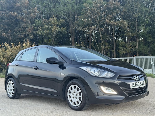 Used Hyundai i30 2013 for sale - 76222971: Photo 2