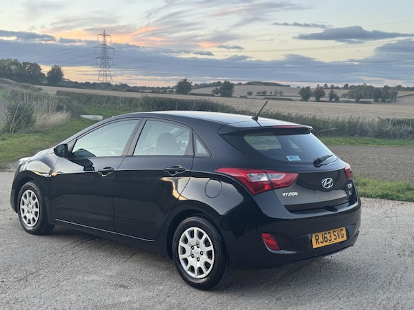 Used Hyundai i30 2013 for sale - 76222971: Photo 8