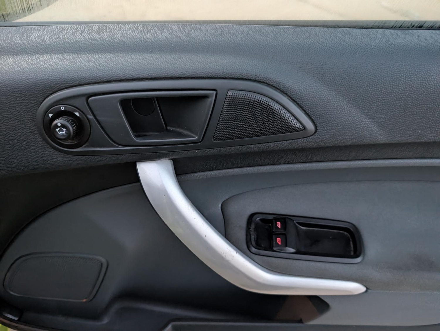 Used Ford Fiesta 2009 for sale - 76669936: Photo 11