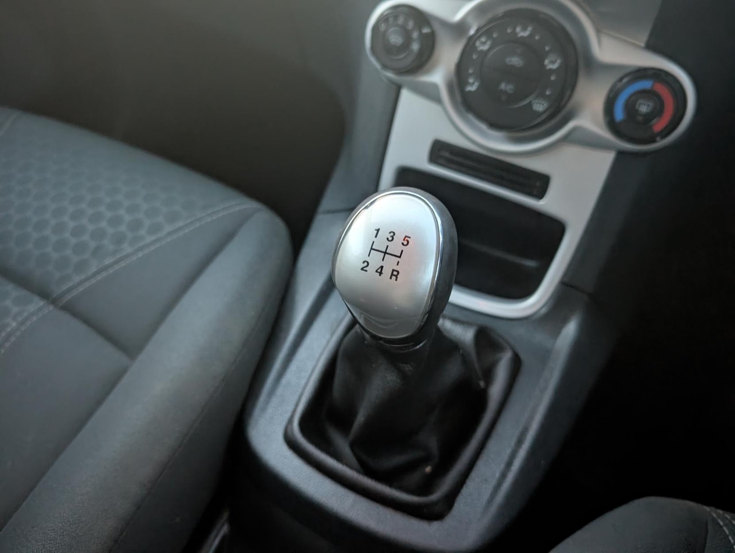 Used Ford Fiesta 2009 for sale - 76669936: Photo 15