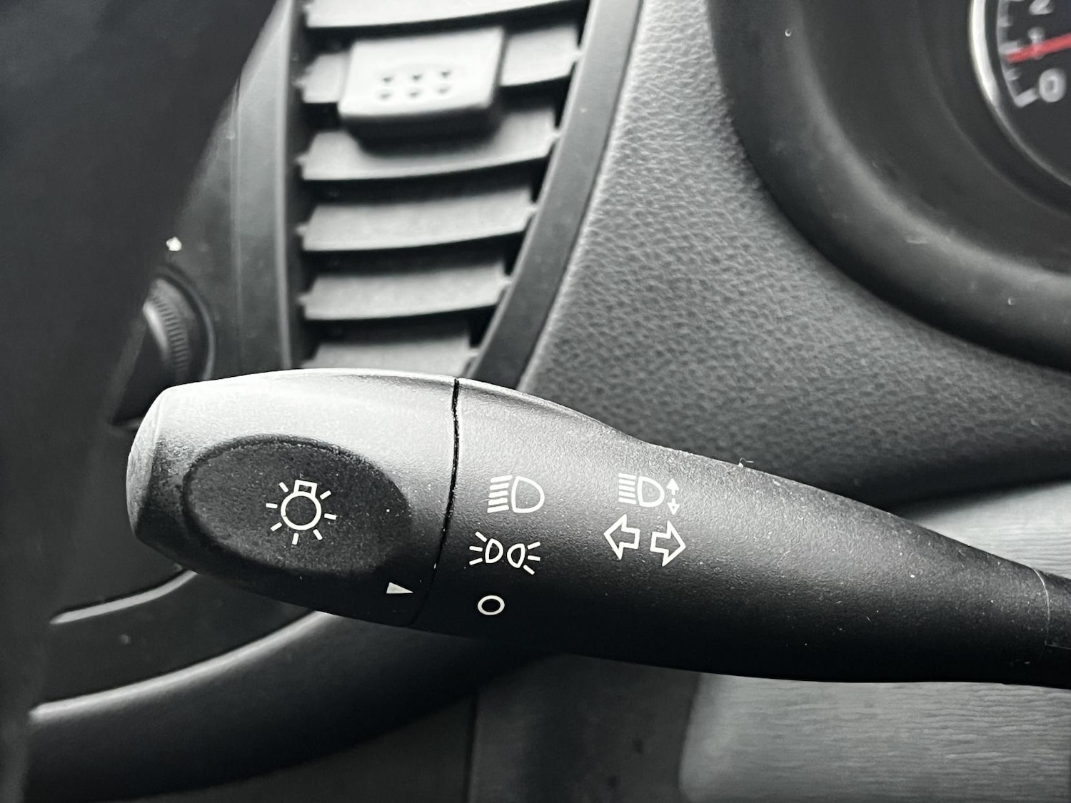 Used Hyundai i10 2013 for sale - 77005953: Photo 20