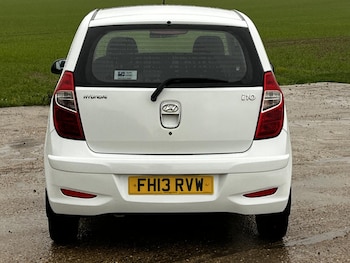 Used Hyundai i10 2013 for sale - 77005953: Photo