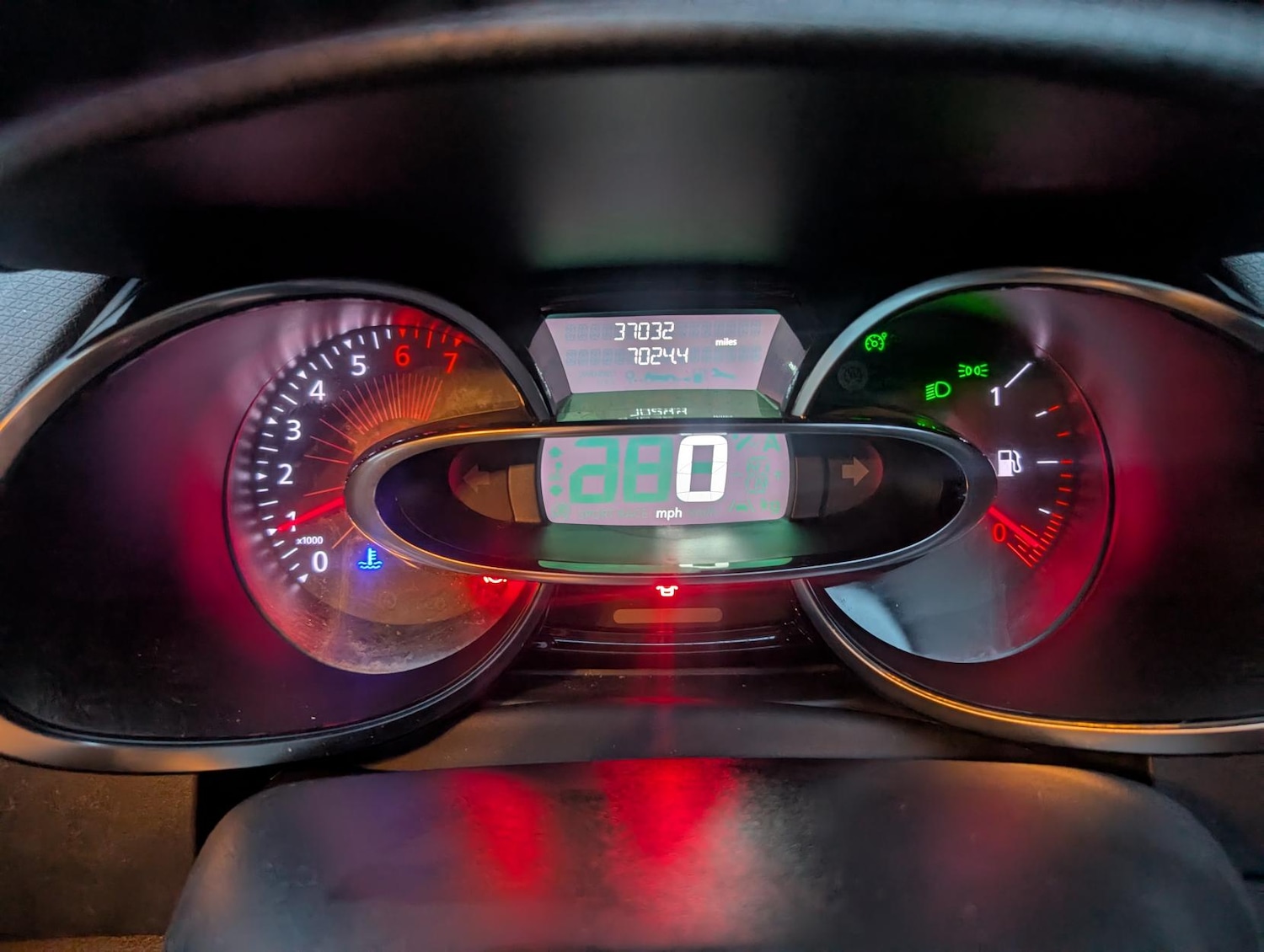 Used Renault Clio 2016 for sale - 76477029: Photo 14