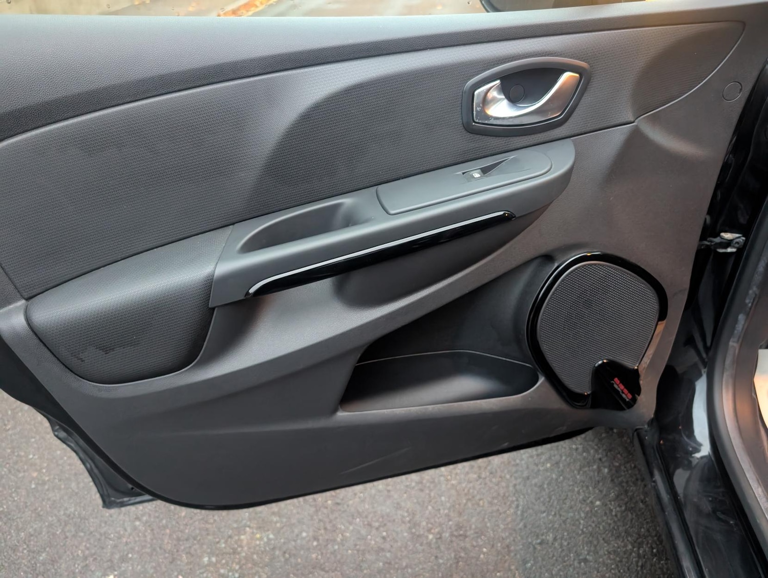 Used Renault Clio 2016 for sale - 76477029: Photo 20