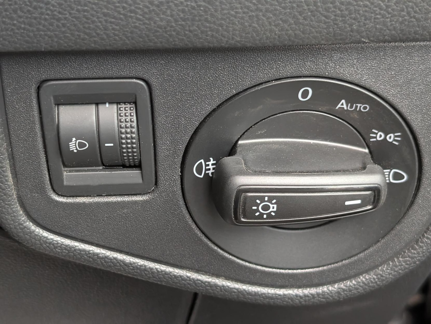 Used Volkswagen Polo 2019 for sale - 76574848: Photo 27