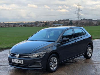 Used Volkswagen Polo 2019 for sale - 76574848: Photo