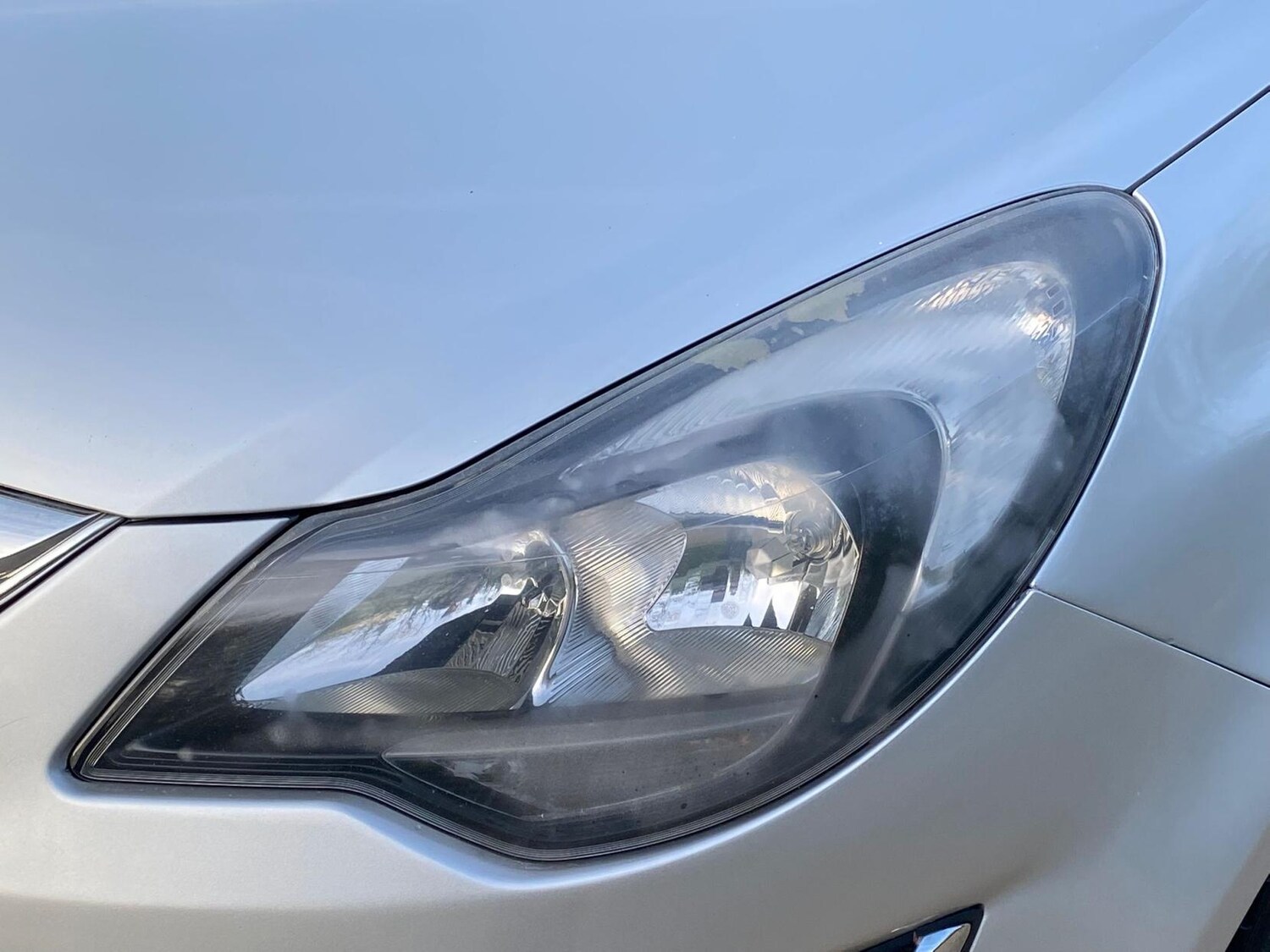 Used Vauxhall Corsa 2011 for sale - 78141827: Photo 8