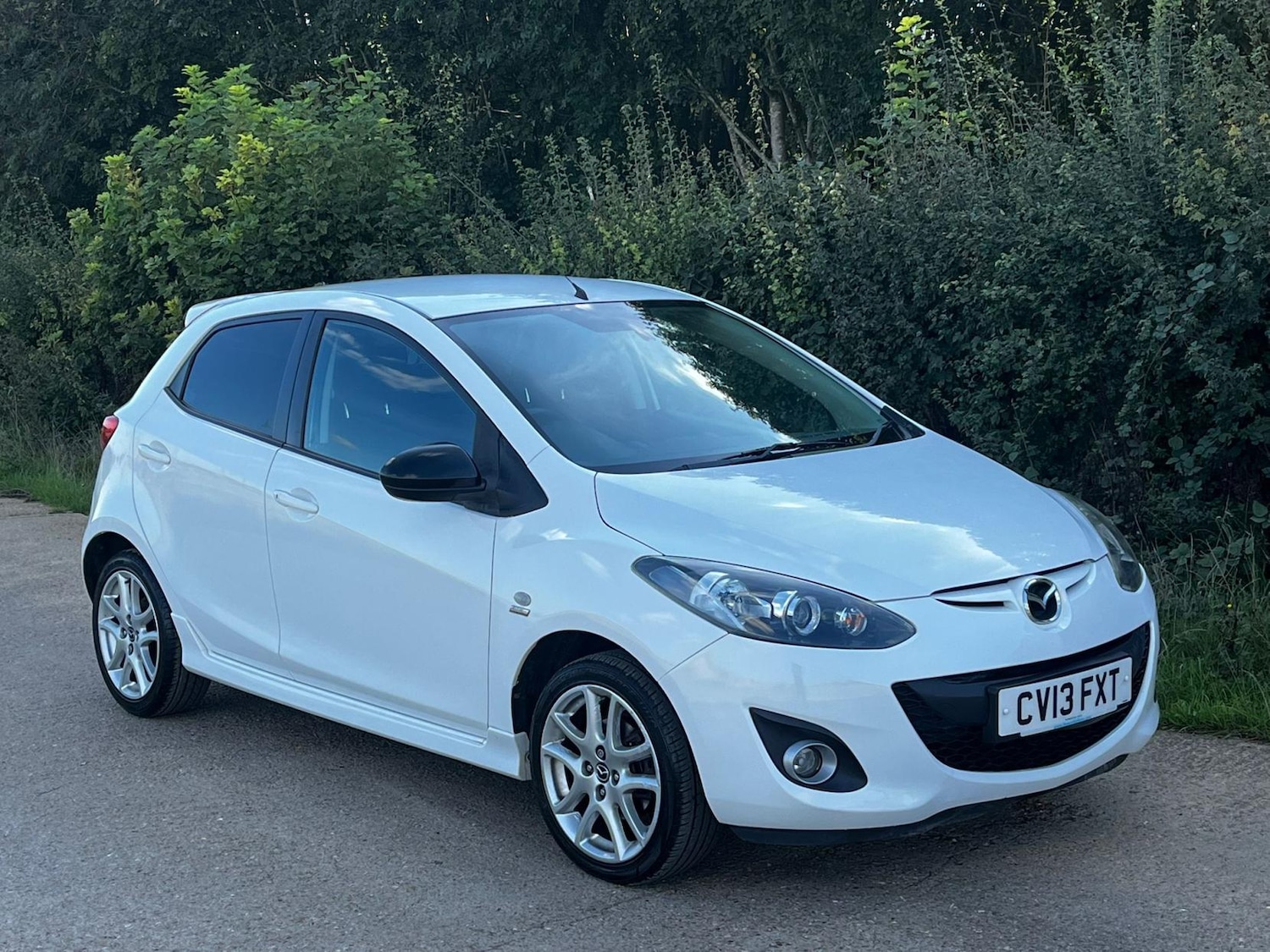 Used Mazda Mazda2 2013 for sale - 76162164: Photo 1