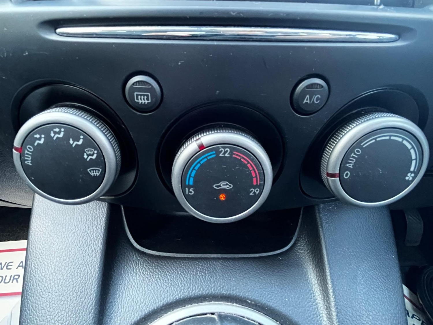 Used Mazda Mazda2 2013 for sale - 76162164: Photo 14