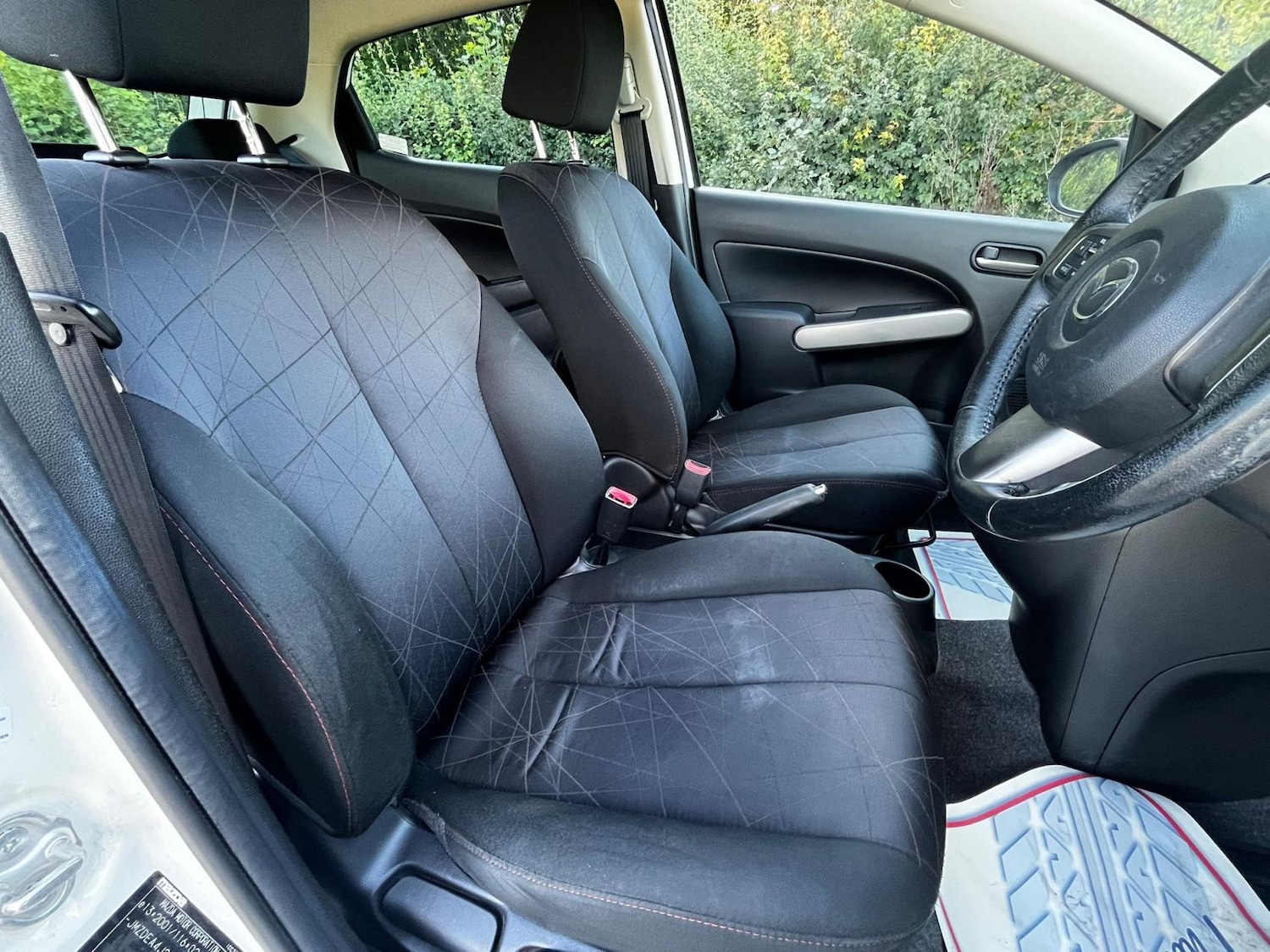 Used Mazda Mazda2 2013 for sale - 76162164: Photo 21
