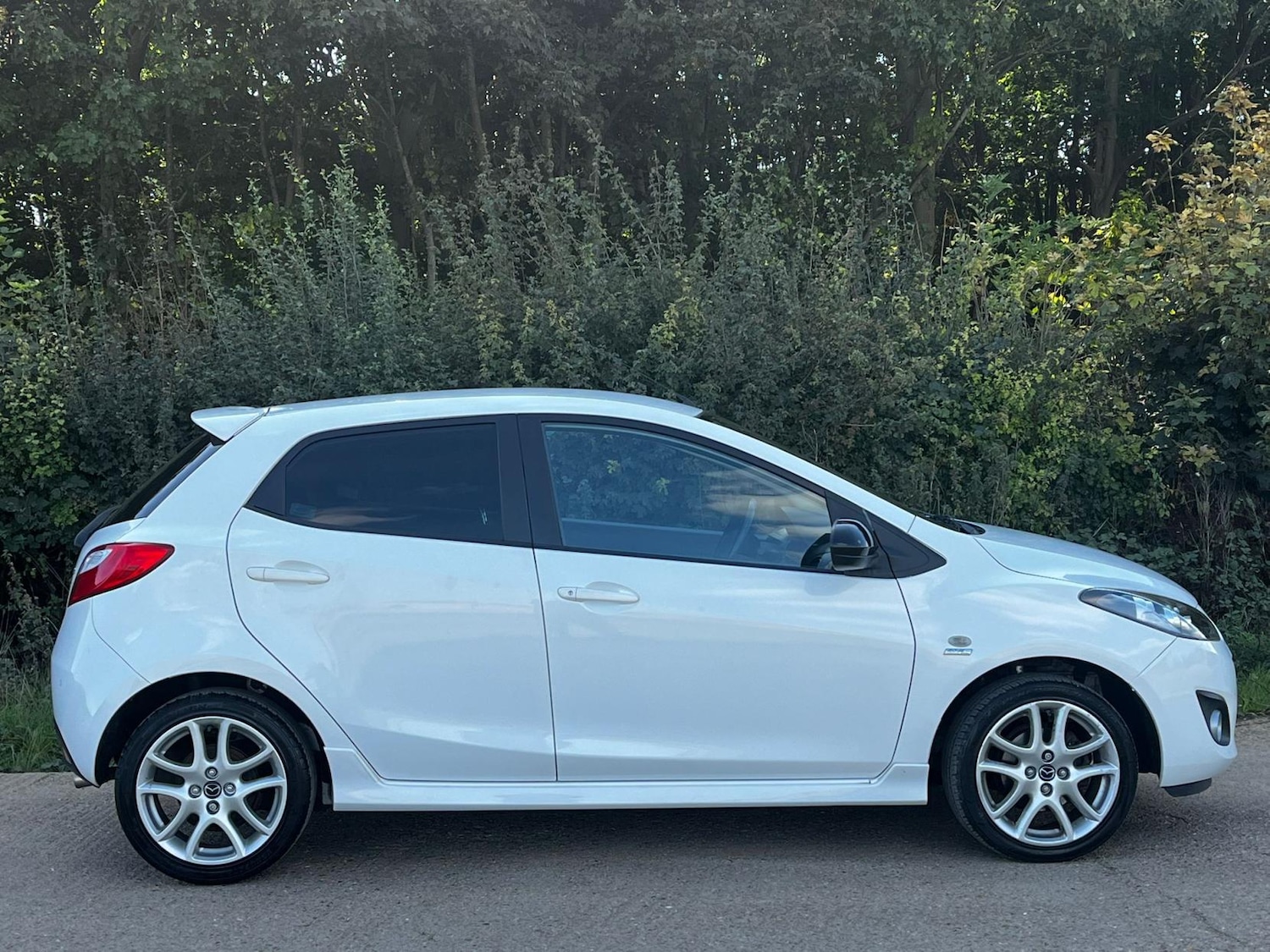 Used Mazda Mazda2 2013 for sale - 76162164: Photo 8