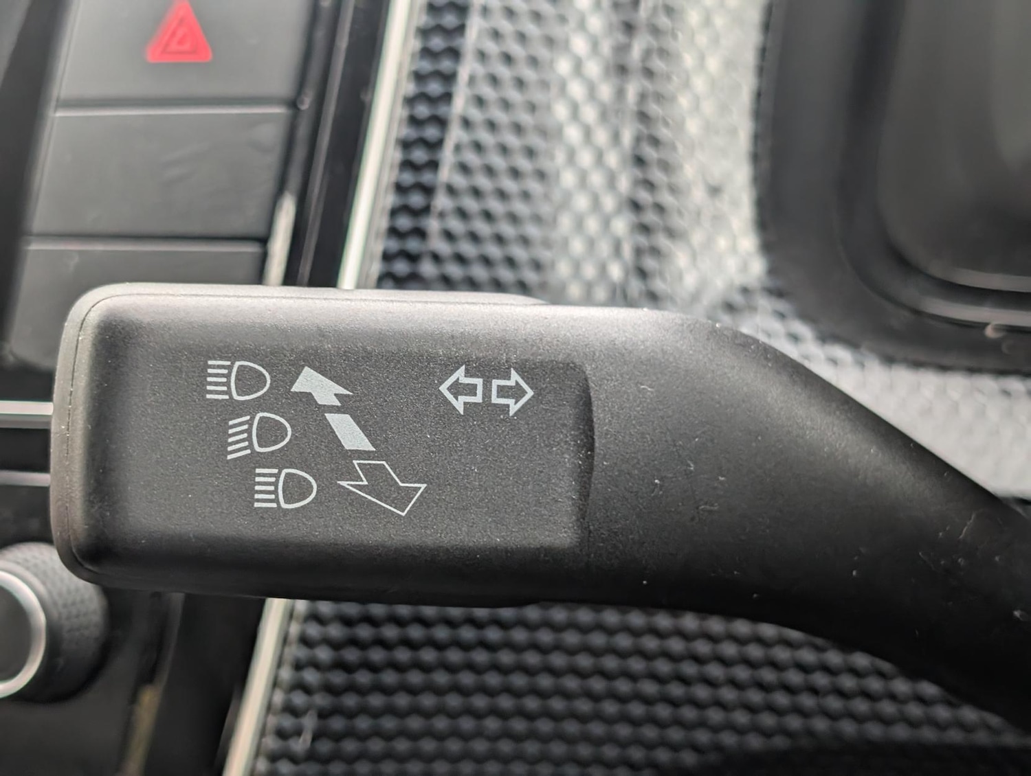 Used Volkswagen up! 2017 for sale - 76494341: Photo 16