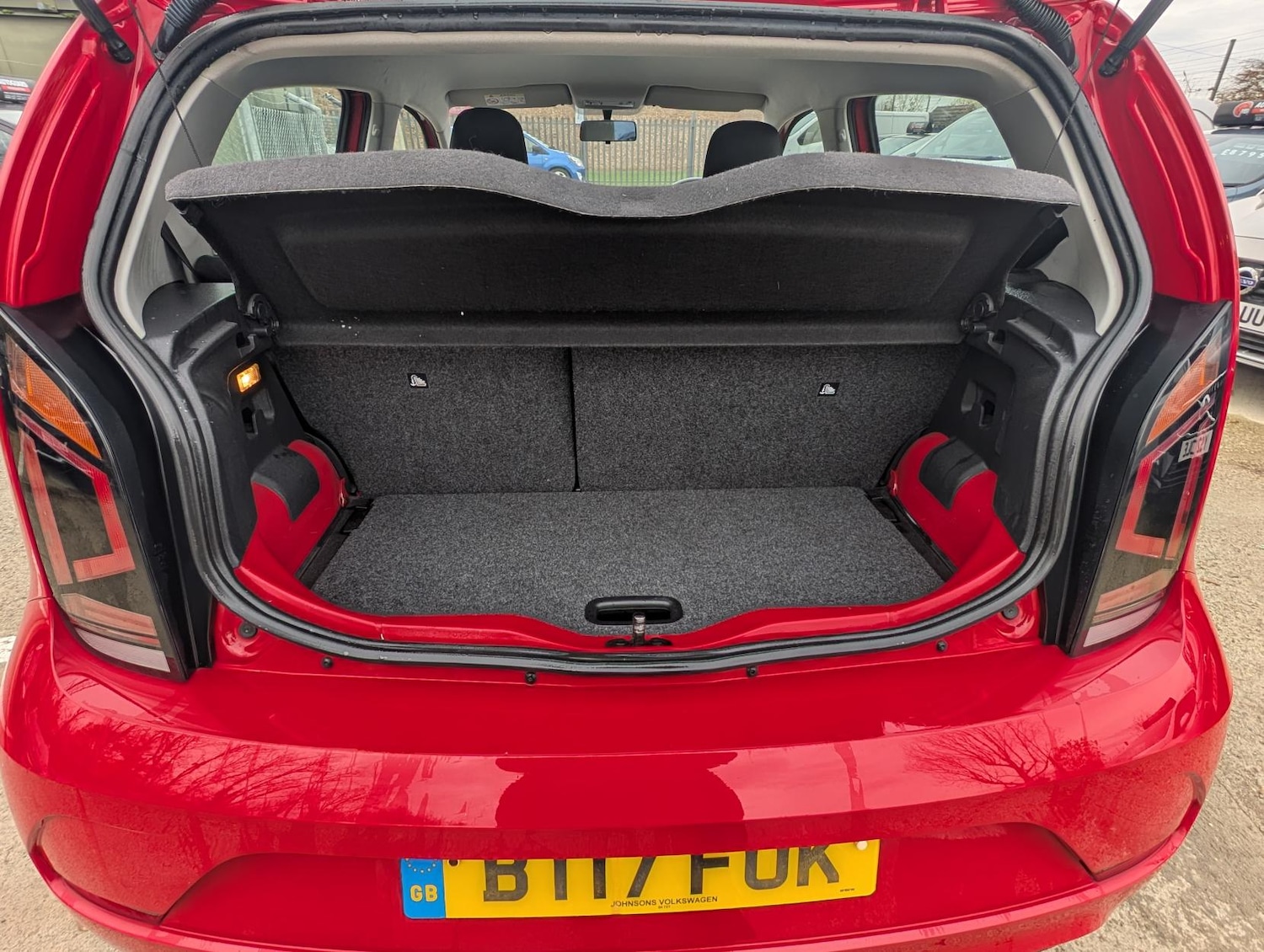 Used Volkswagen up! 2017 for sale - 76494341: Photo 31