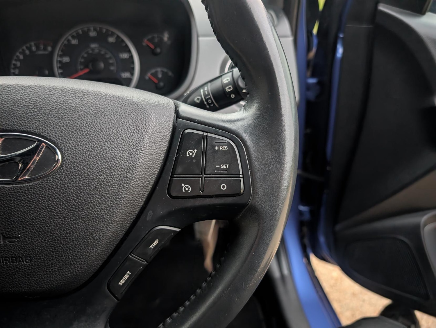 Used Hyundai i10 2018 for sale - 76647778: Photo 12