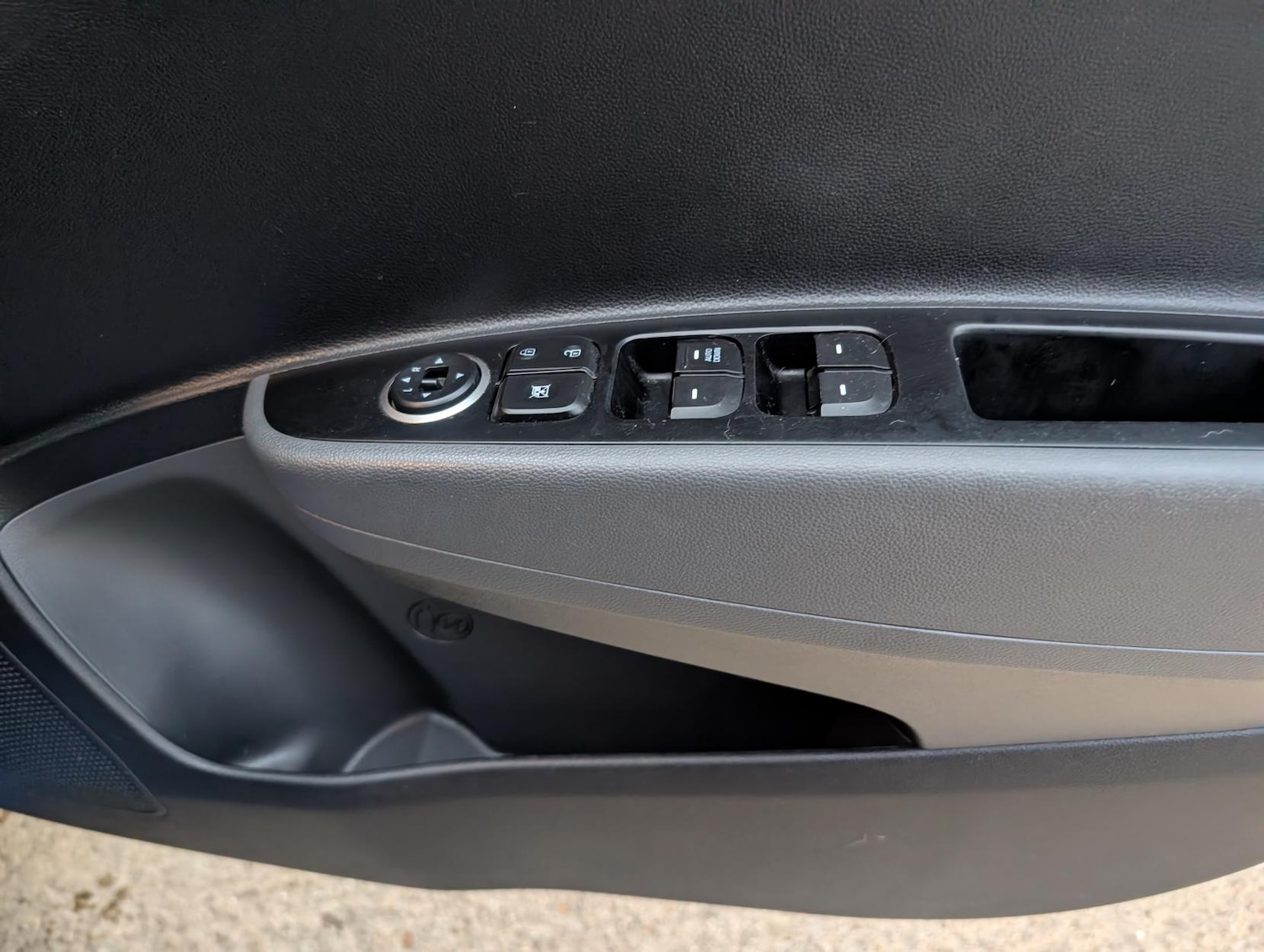 Used Hyundai i10 2018 for sale - 76647778: Photo 19