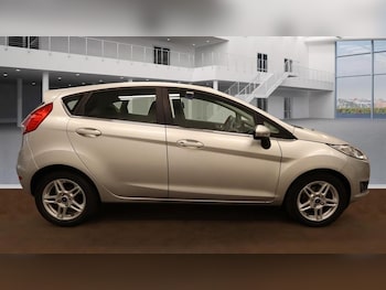 Used Ford Fiesta 2013 for sale - 75542607: Photo