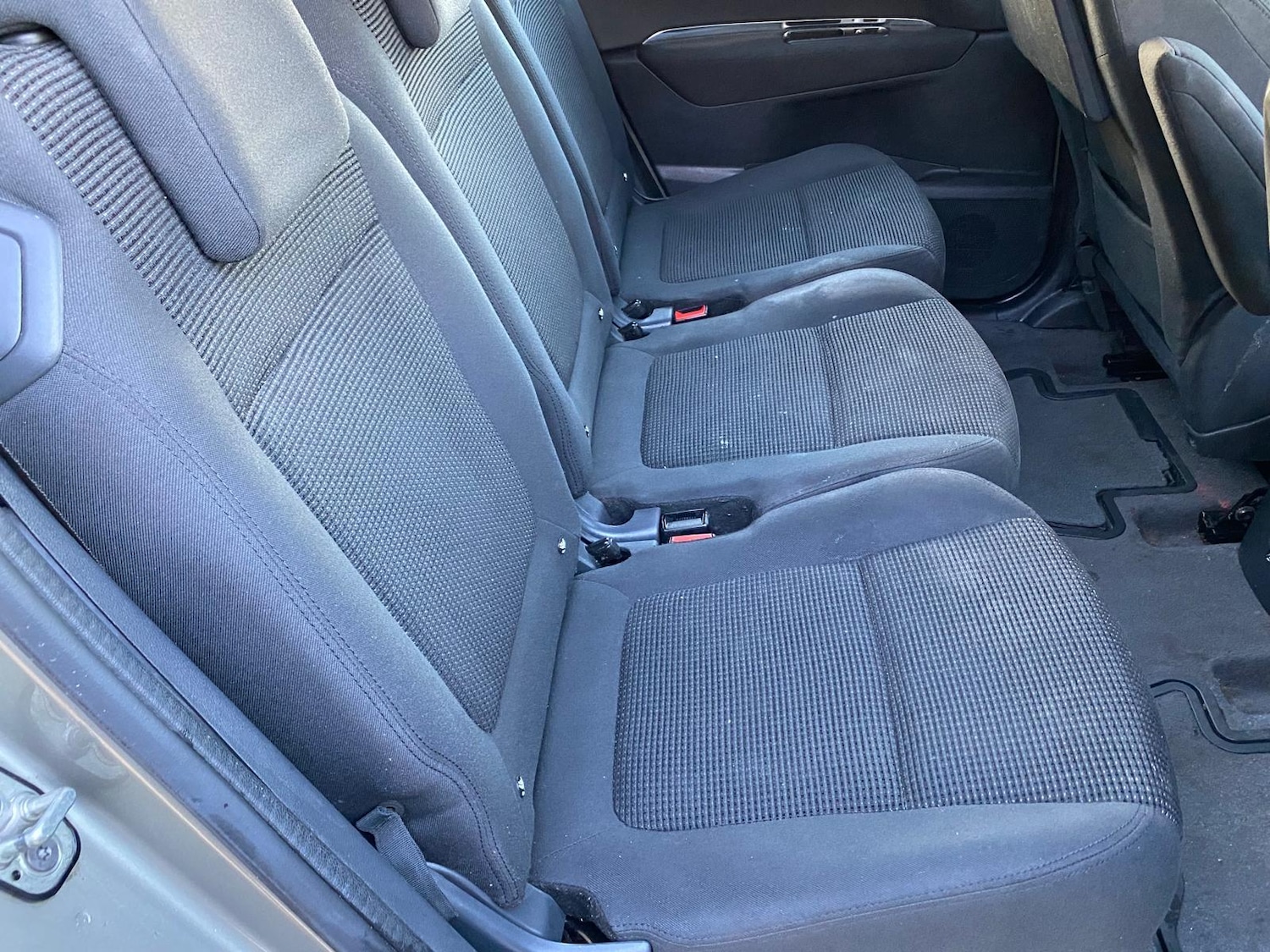 Used Peugeot 5008 2015 for sale - 76477028: Photo 16