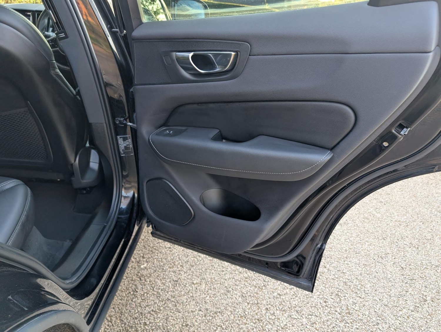 Used Volvo XC60 2021 for sale - 77097100: Photo 29