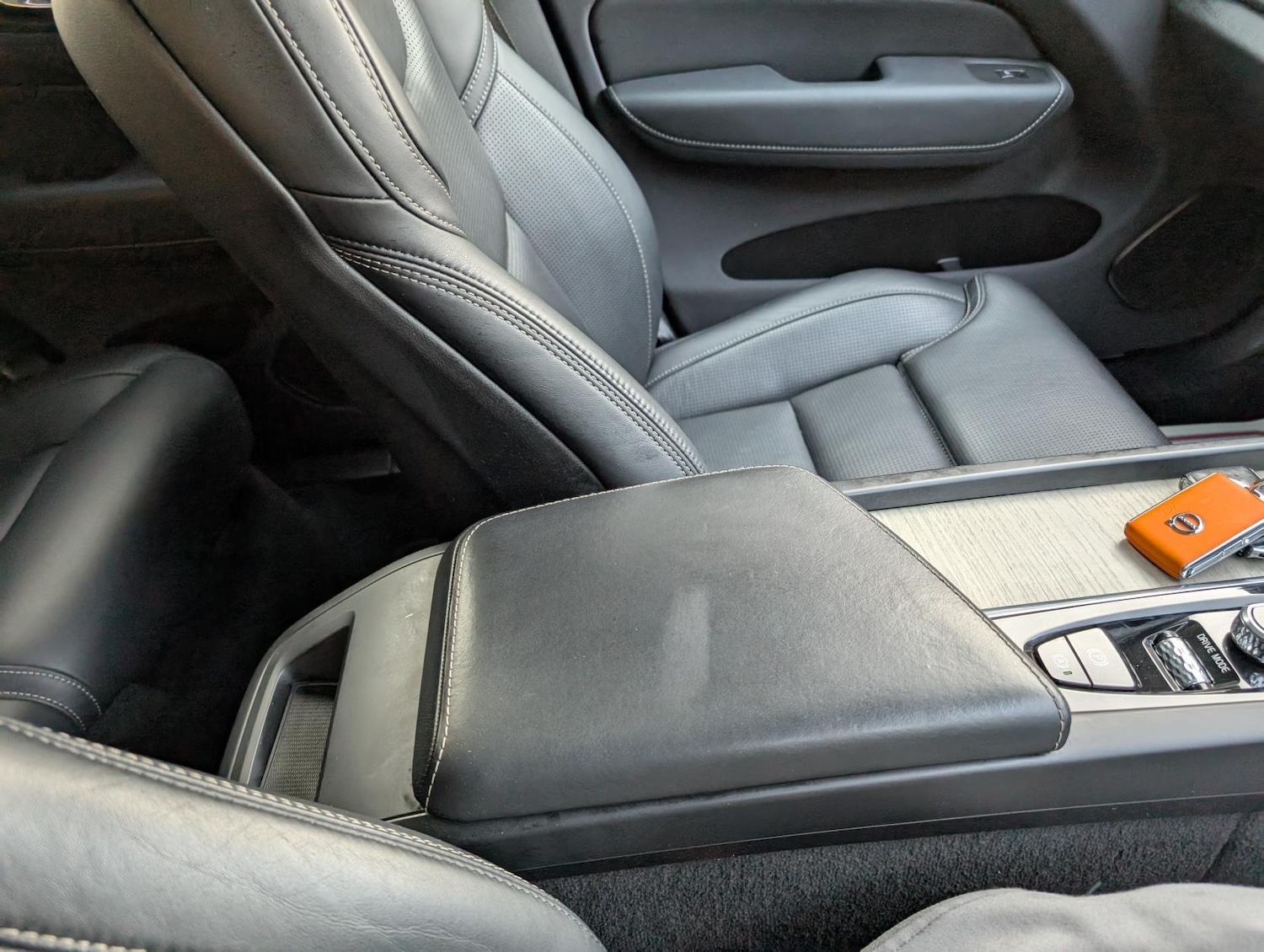 Used Volvo XC60 2021 for sale - 77097100: Photo 33