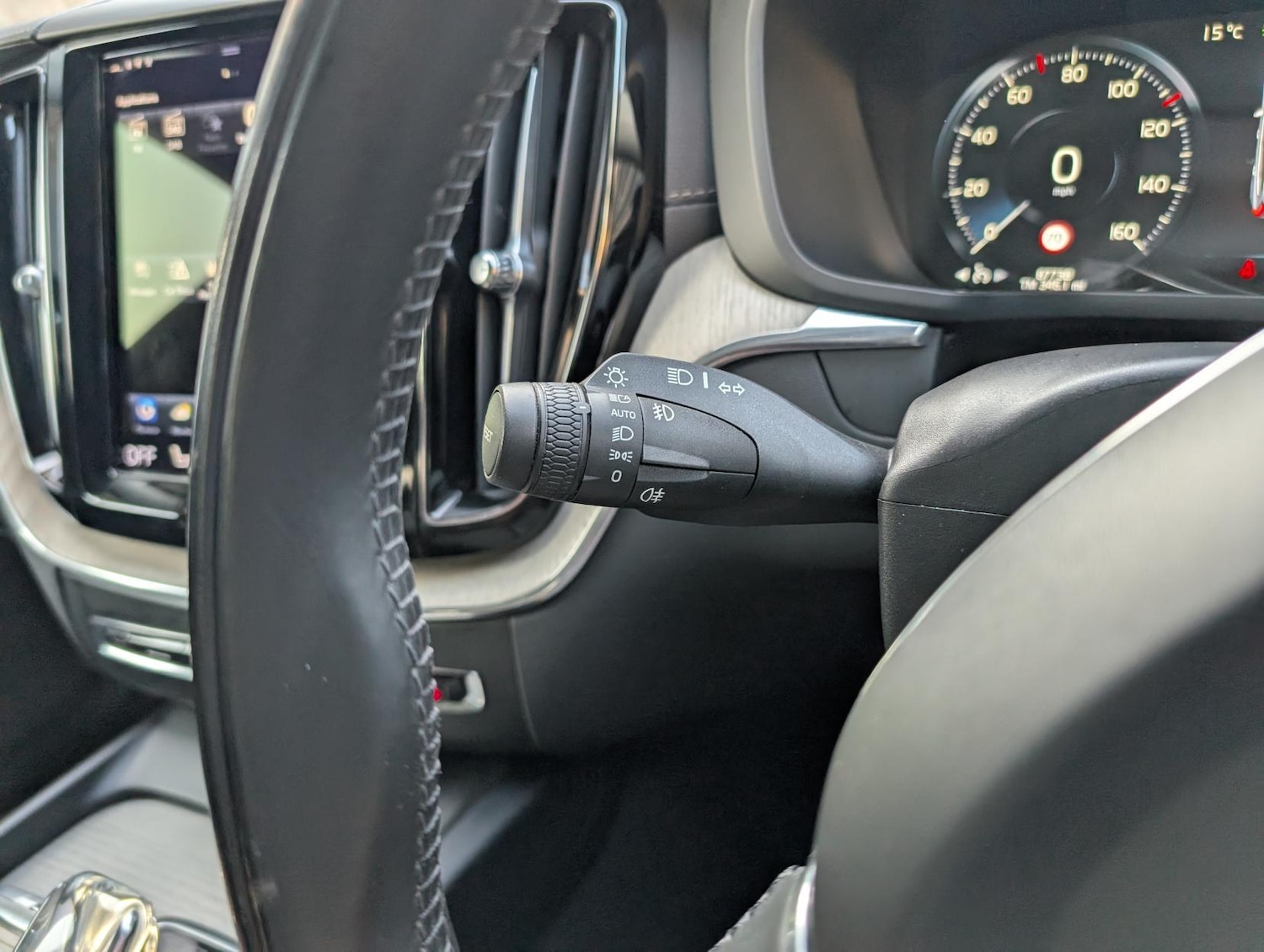 Used Volvo XC60 2021 for sale - 77097100: Photo 34