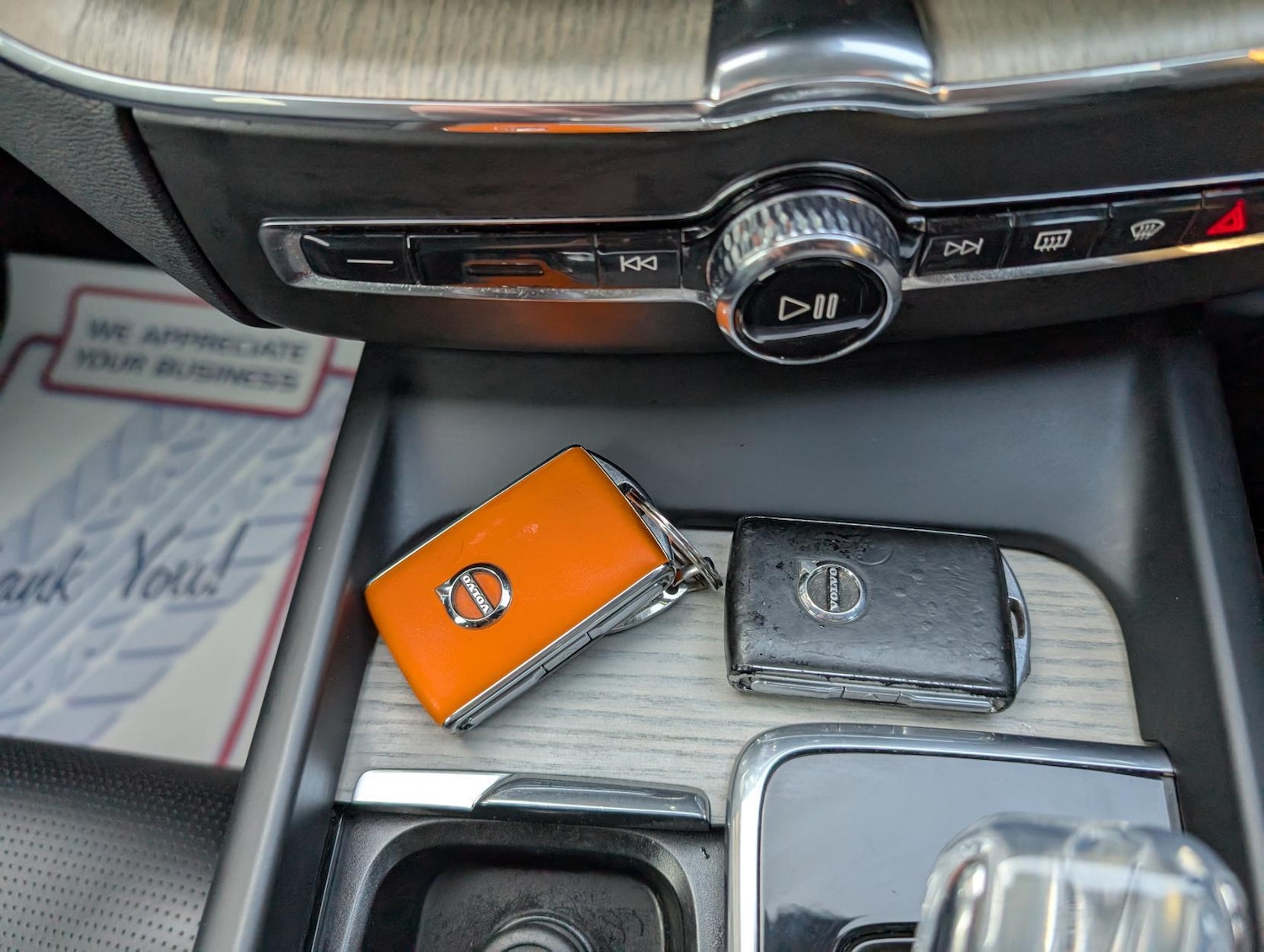 Used Volvo XC60 2021 for sale - 77097100: Photo 40