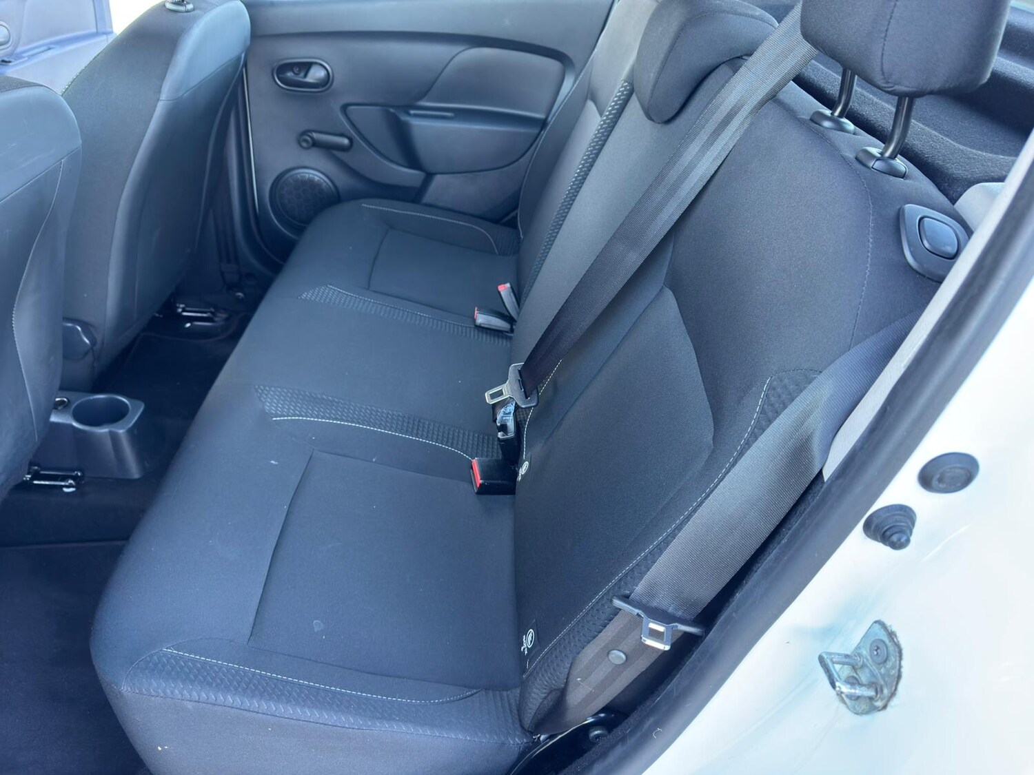 Used Dacia Sandero 2017 for sale - 76370037: Photo 17