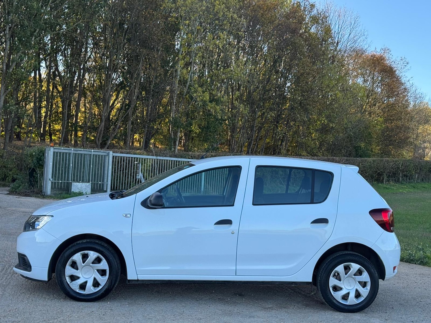 Used Dacia Sandero 2017 for sale - 76370037: Photo 5