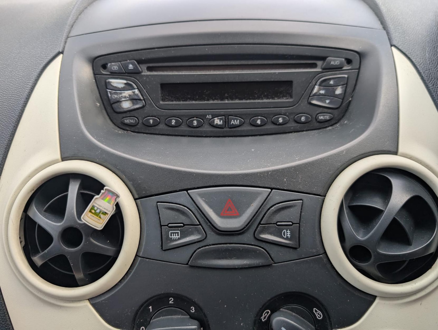 Used Ford Ka 2009 for sale - 76467859: Photo 16