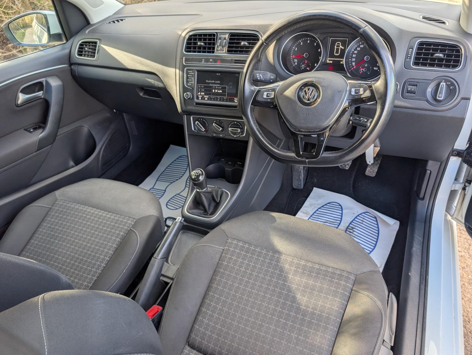 Used Volkswagen Polo 2015 for sale - 77556948: Photo 12