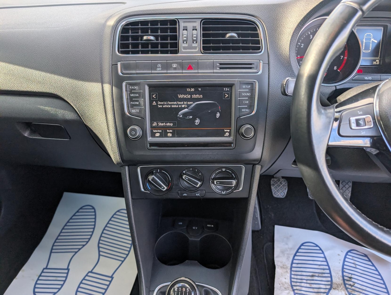 Used Volkswagen Polo 2015 for sale - 77556948: Photo 13