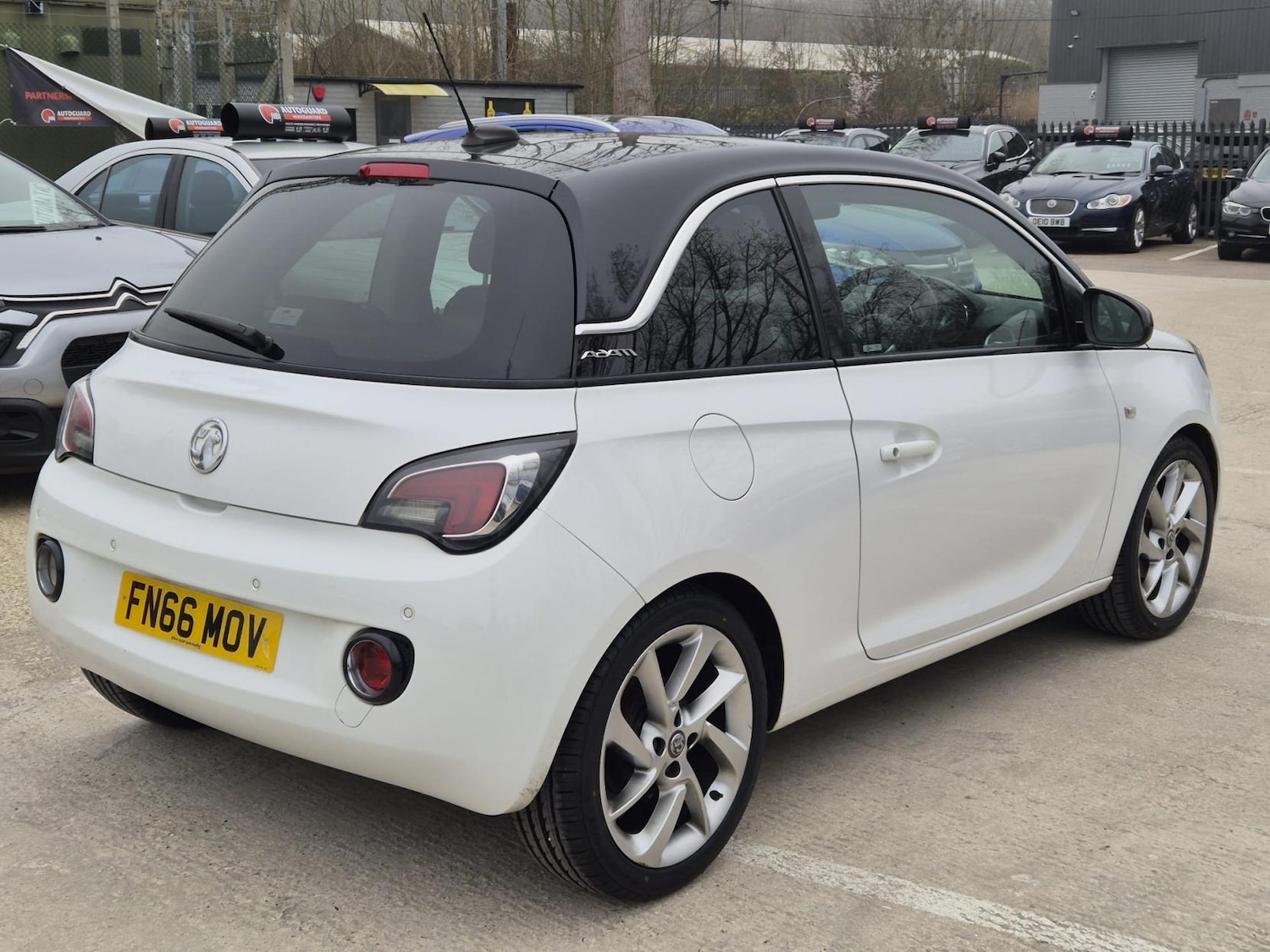 Used Vauxhall ADAM 2016 for sale - 77785715: Photo 4