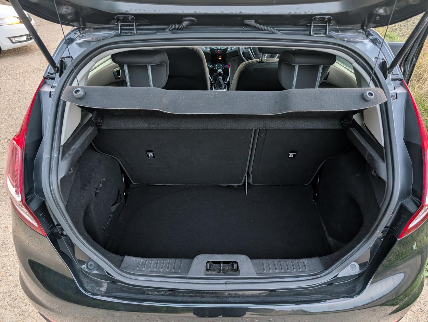 Vehicle 29