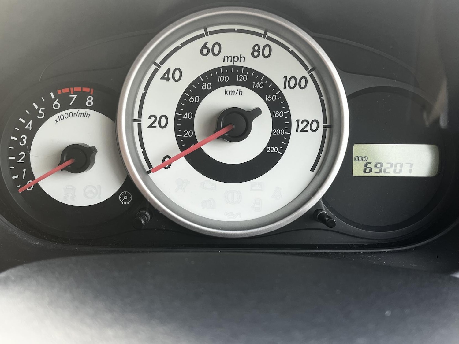 Used Mazda Mazda2 2010 for sale - 76494356: Photo 13