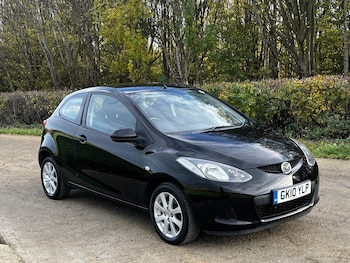 Used Mazda Mazda2 2010 for sale - 76494356: Photo