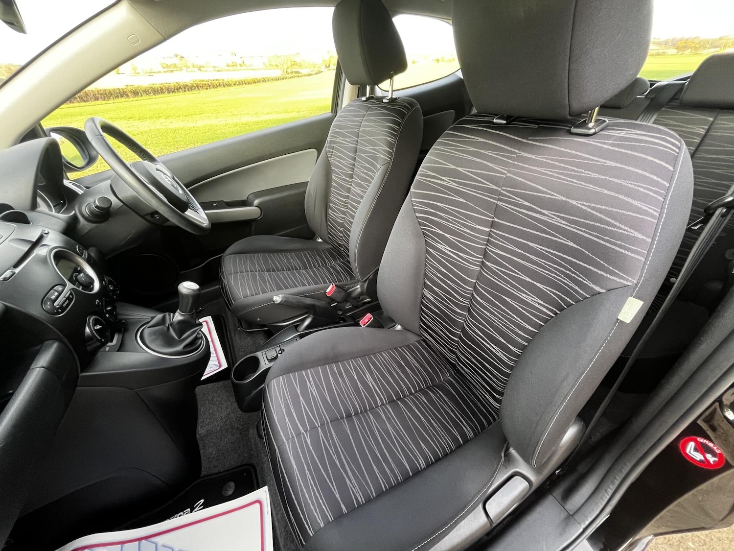 Used Mazda Mazda2 2010 for sale - 76494356: Photo 26