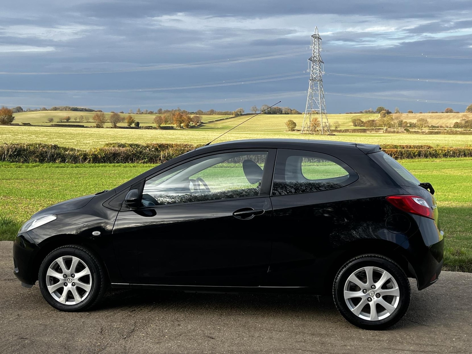 Used Mazda Mazda2 2010 for sale - 76494356: Photo 6