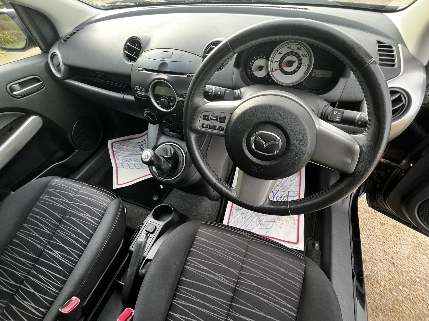 Used Mazda Mazda2 2010 for sale - 76494356: Photo 9