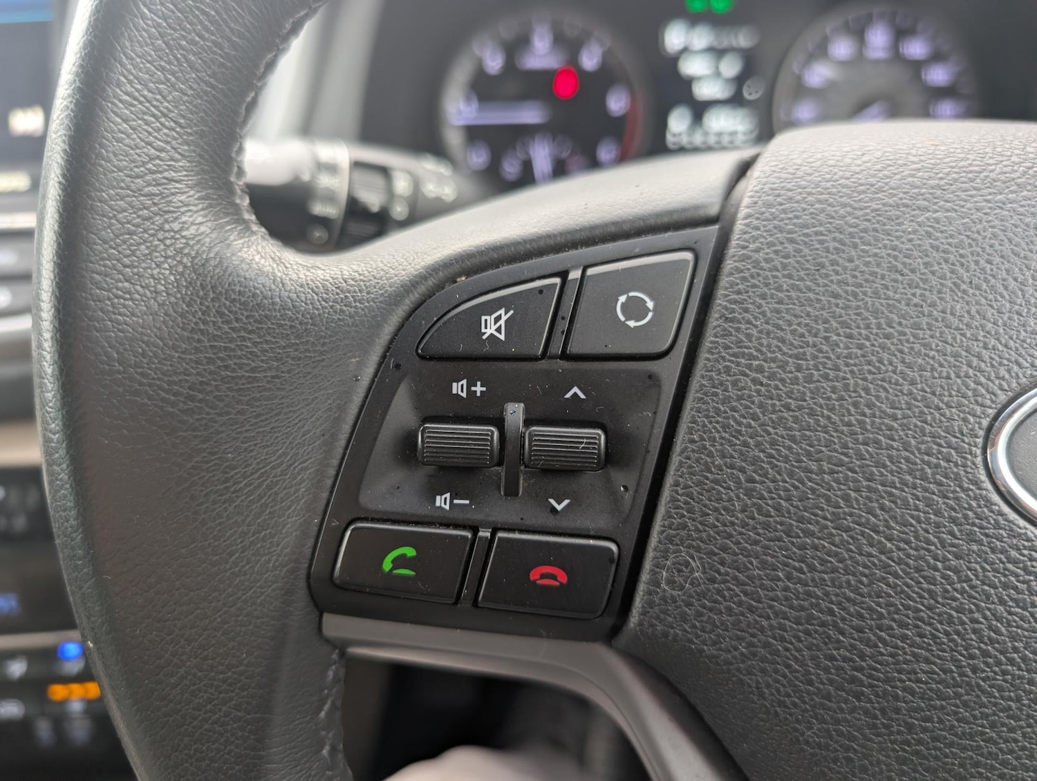 Used Hyundai TUCSON 2015 for sale - 76766720: Photo 26