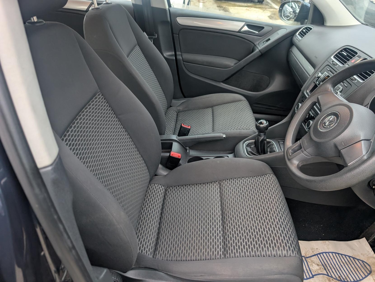 Used Volkswagen Golf 2010 for sale - 78046022: Photo 15