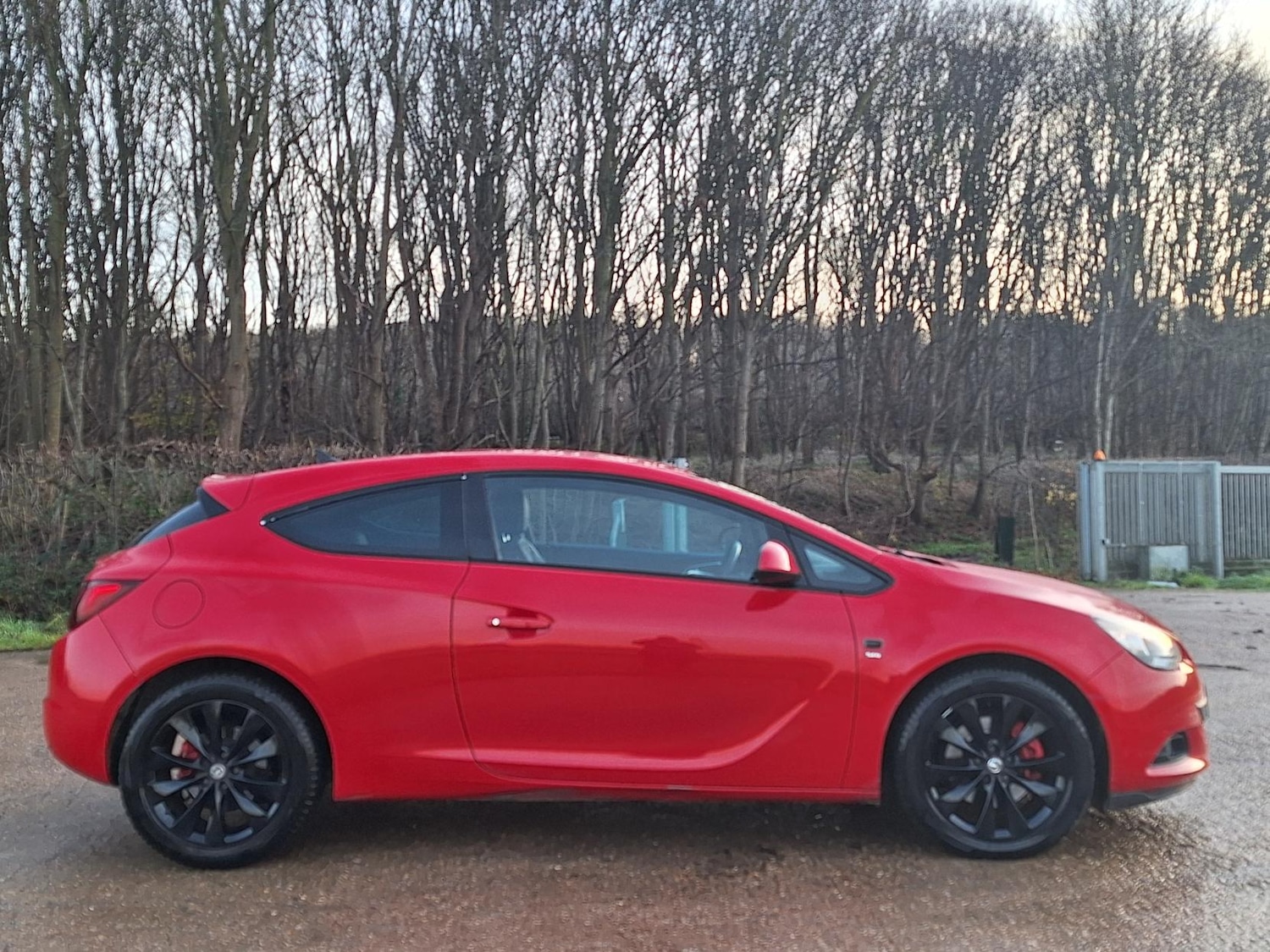 Used Vauxhall Astra GTC 2012 for sale - 76968941: Photo 2