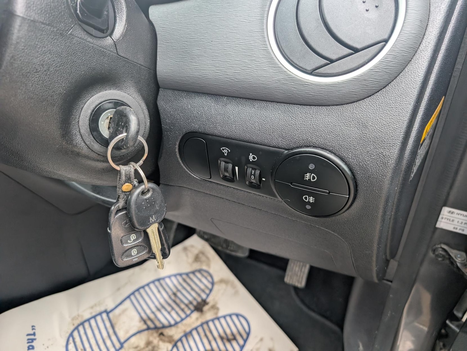 Used Hyundai i10 2013 for sale - 76835176: Photo 12