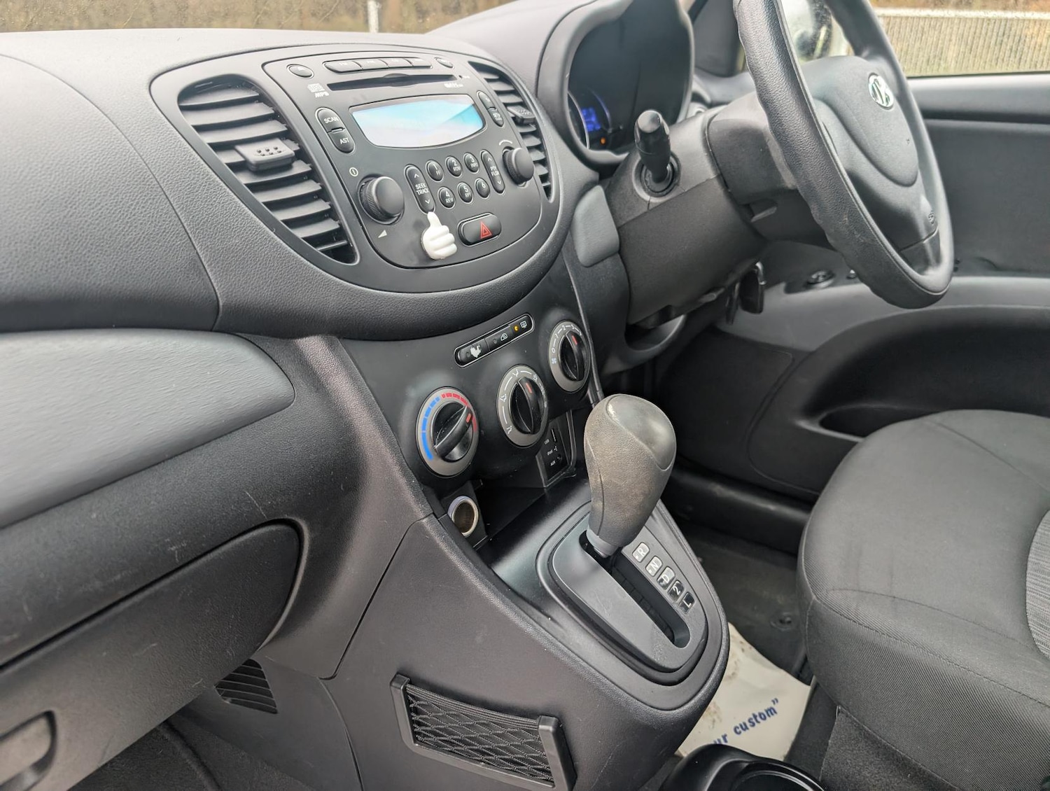 Used Hyundai i10 2013 for sale - 76835176: Photo 22