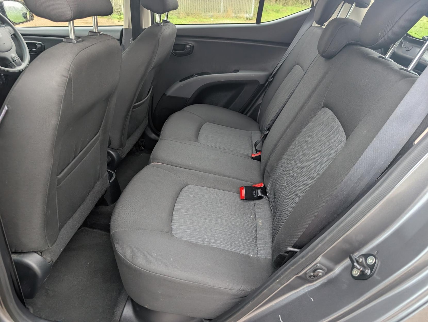 Used Hyundai i10 2013 for sale - 76835176: Photo 25