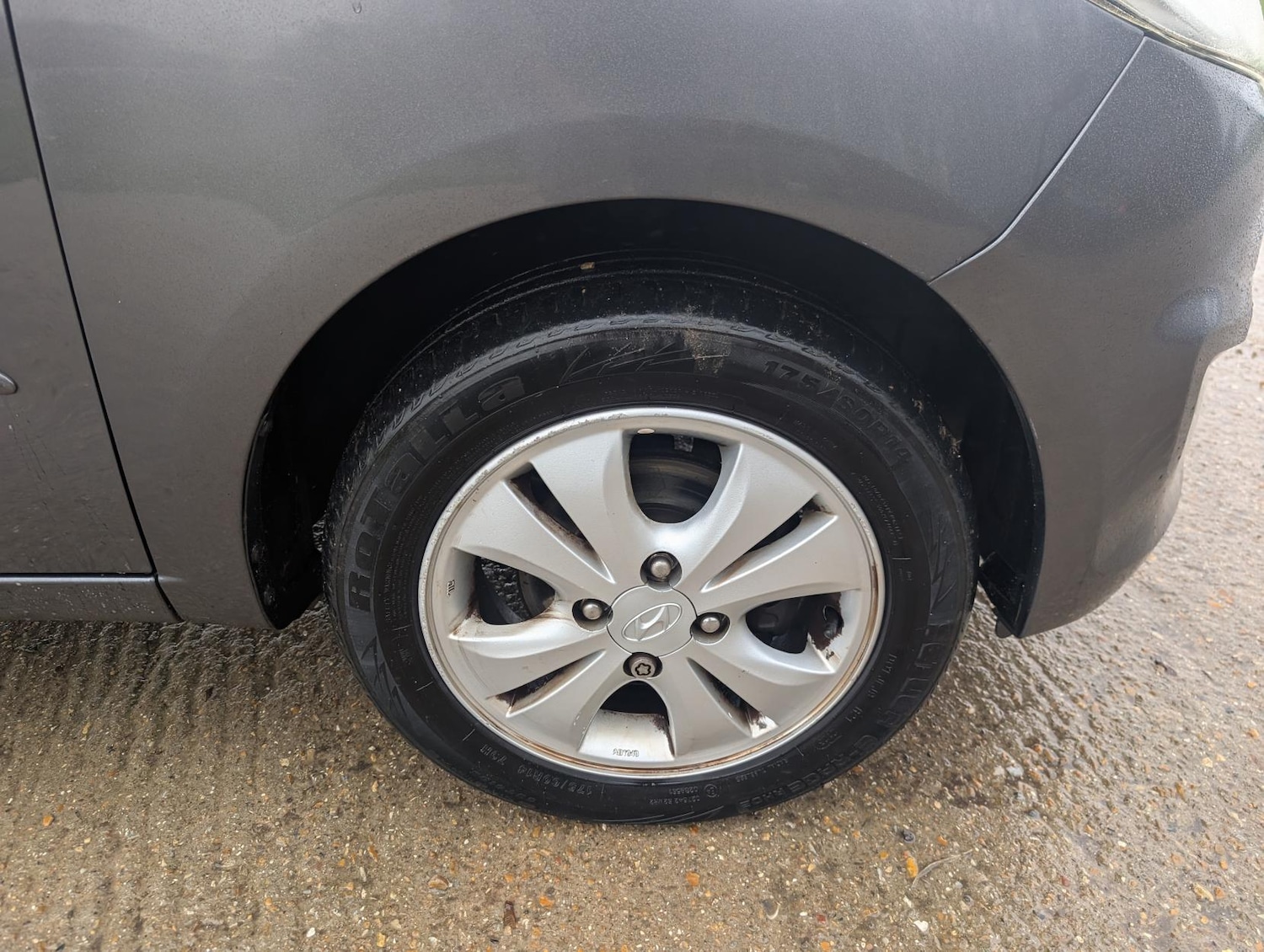 Used Hyundai i10 2013 for sale - 76835176: Photo 30