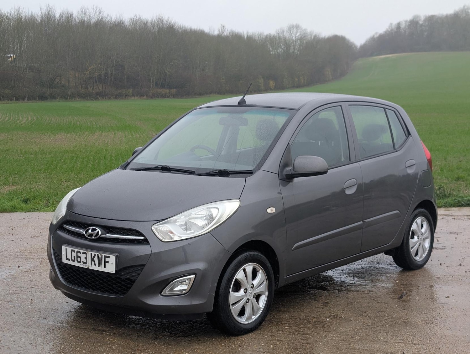 Used Hyundai i10 2013 for sale - 76835176: Photo 4